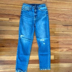 FASHIONNOVA Ripped jeans size 7 - high waisted